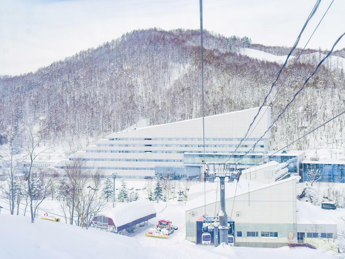 Hotel Mount Racey Yubari Екстериор снимка